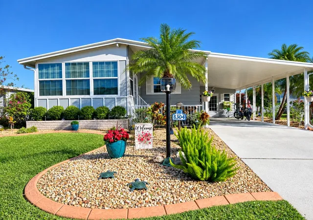 Manufactured home for sale at 8304 Princess Ct, PALMETTO, FL 34221 | MLS# A4703514