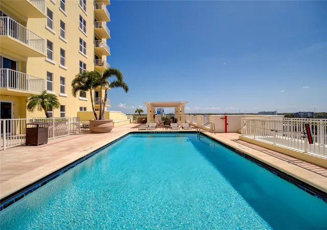 3rd image of 628 Cleveland St #1314, Clearwater, FL 33755 | MLS# TB8540640