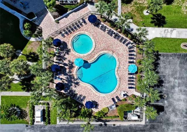 3rd image of 5855 Midnight Pass Rd #222, Sarasota, FL 34242 | MLS# TB8540644