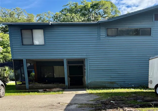 1st image of 753 Sw 2nd Ter, Gainesville, FL 32601 | MLS# GC542877