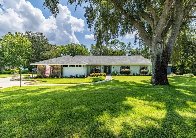 1st image of 33816 Spring Dr, Leesburg, FL 34788 | MLS# G5116689