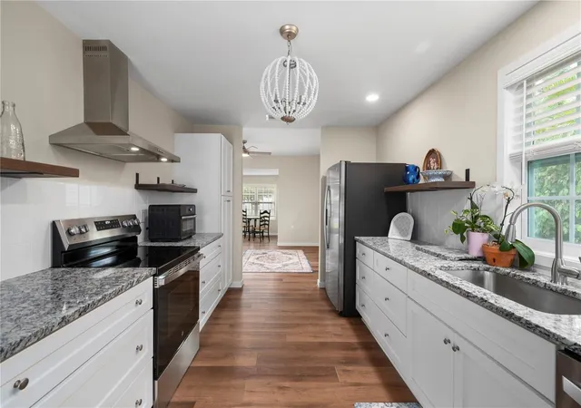 Photo 3 of Single family home for sale at 717 W Marion Ave, Punta Gorda, FL 33950 | MLS# C7529793 | Listing updated on 2026-09-03