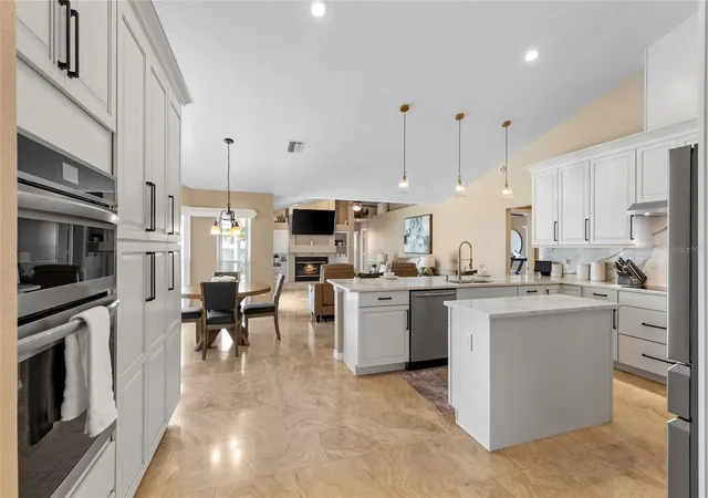 4th image of 18321 Citation St, Lutz, FL 33549 | MLS# TB8540672
