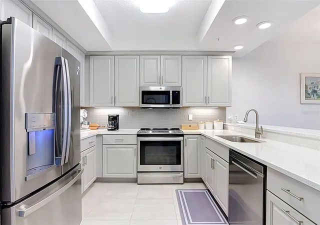 4th image of 2 Riverwalk Dr, New Smyrna Beach, FL 32169