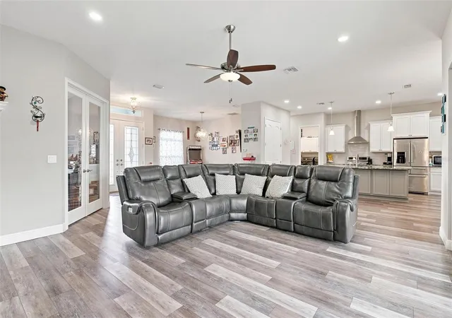 5th image of 5489 Nantahala Ln, Lady Lake, FL 32159 | MLS# G5116692