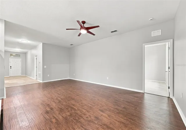 Photo 3 of Single family home for sale at 192 Blackstone Crk Rd, Groveland, FL 34736 | MLS# O6435126 | Listing updated on 2026-09-17