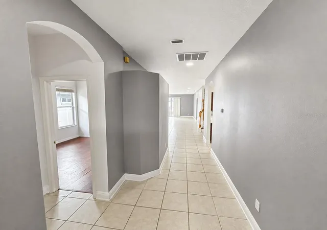 Photo 2 of Single family home for sale at 15430 Lake Bella Vista Dr, Tampa, FL 33625 | MLS# O6435127 | Listing updated on 2026-09-23