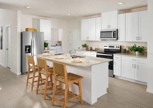 3rd image of 9110 Dalera Cvs, Palmetto, FL 34221 | MLS# TB8540692