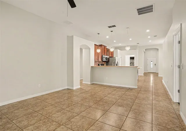 3rd image of 2721 Eagle Cliff Dr, Kissimmee, FL 34746 | MLS# O6435133