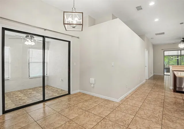 4th image of 2721 Eagle Cliff Dr, Kissimmee, FL 34746 | MLS# O6435133
