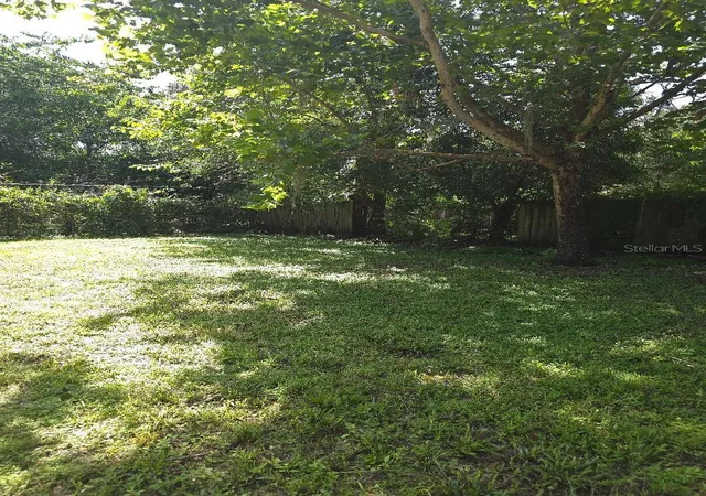 Photo 3 of Single family home for sale at 3501 Nw 17 Terrace, Gainesville, FL 32605 | MLS# GC542879 | Listing updated on 2026-10-07