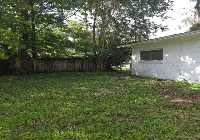 Photo 3 of Sale Pending at 3501 NW 17 Terrace, Gainesville, FL 32605 | MLS# GC542879 | Listing updated on 2026-10-19