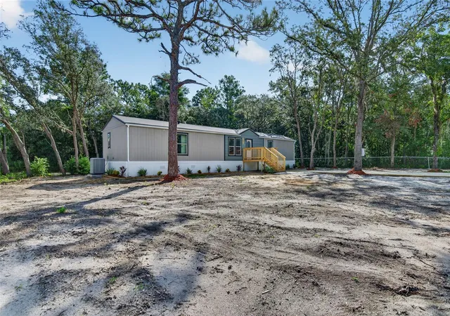 Photo 4 of Manufactured home for sale at 6645 W Erlen Ln, Homosassa, FL 34446 | MLS# TB8540702 | Listing updated on 2026-10-05