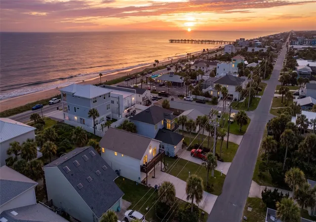 Photo 2 of Single family home for sale at 712 Central Ave N, Flagler Beach, FL 32136 | MLS# FC320827 | Listing updated on 2026-08-29