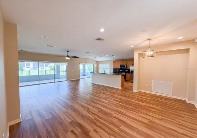 5th image of 13940 Se 95Th Ct, Summerfield, FL 34491 | MLS# O6435162
