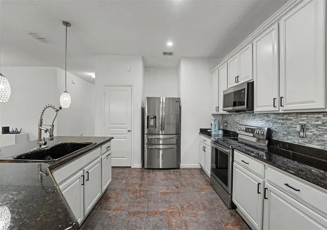 Photo 4 of Single family home for sale at 2912 Boating Blvd, Kissimmee, FL 34746 | MLS# TB8540714 | Listing updated on 2026-10-11