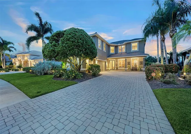 Photo 85 of Single family home for sale at 907 Eagle Isle Ct, OSPREY, FL 34229 | MLS# A4703534 | Listing updated on 2026-10-08