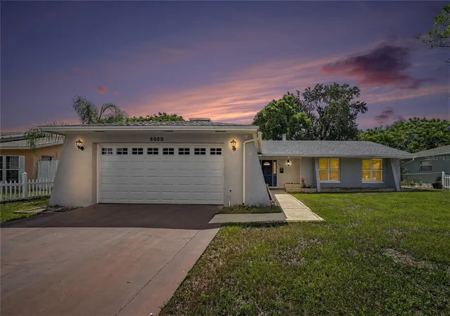 Photo 1 of Single family home for sale at 6038 Wedgewood Cir, Orlando, FL 32808 | MLS# S5155981 | Listing updated on 2026-09-08