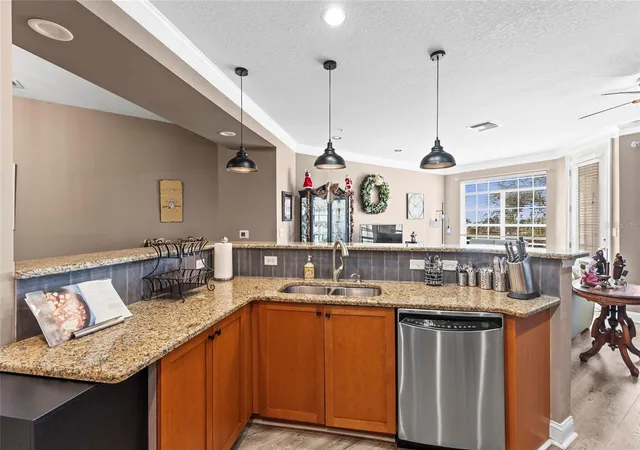 4th image of 6319 Sunset Bay Cir, Apollo Beach, FL 33572 | MLS# TB8540724