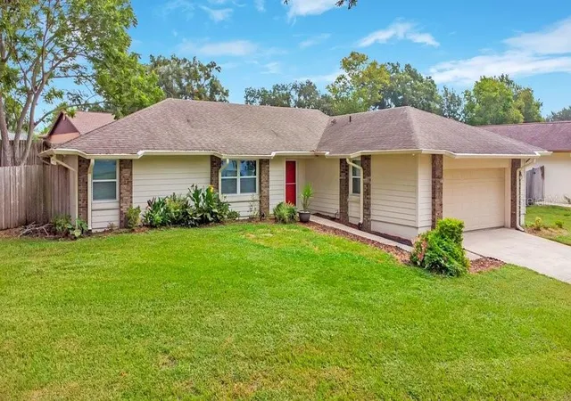 3rd image of 5125 Sun Palm Dr, Windermere, FL 34786 | MLS# O6435175
