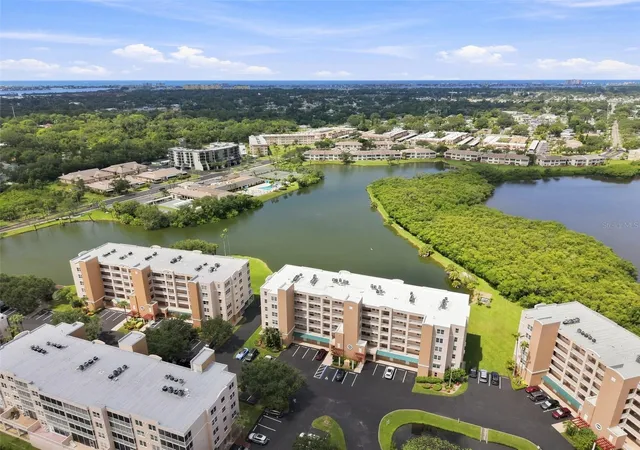 Photo 3 of Condo for sale at 6450 Shoreline Dr #9306, Saint Petersburg, FL 33708 | MLS# TB8540726 | Listing updated on 2026-08-27