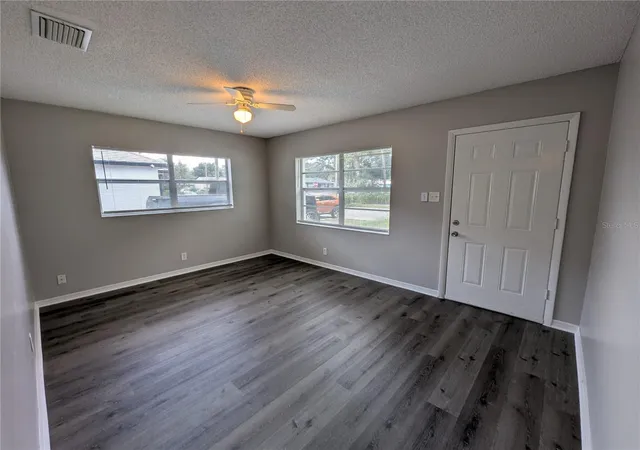 4th image of 3103 E 23Rd Ave, Tampa, FL 33605 | MLS# TB8540730
