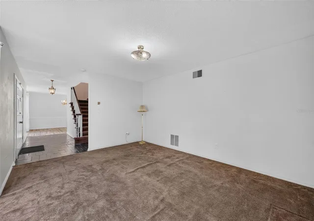 4th image of 60 Oakleigh Ln, Maitland, FL 32751 | MLS# O6435185