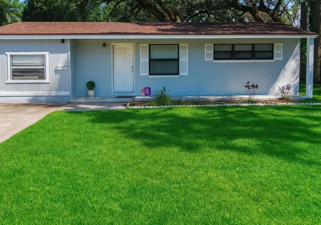 Photo 1 of Single family home for sale at 1019 Santa Barbara Rd, Orlando, FL 32808 | MLS# O6435186 | Listing updated on 2026-09-21
