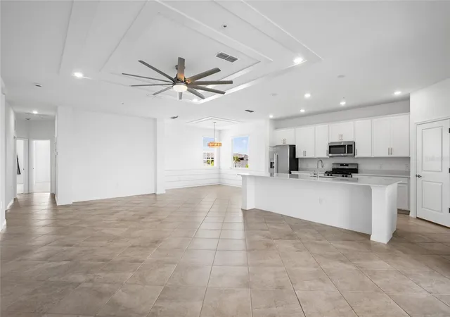 3rd image of 15194 Bluffton Ln #1421, Punta Gorda, FL 33982 | MLS# C7529795