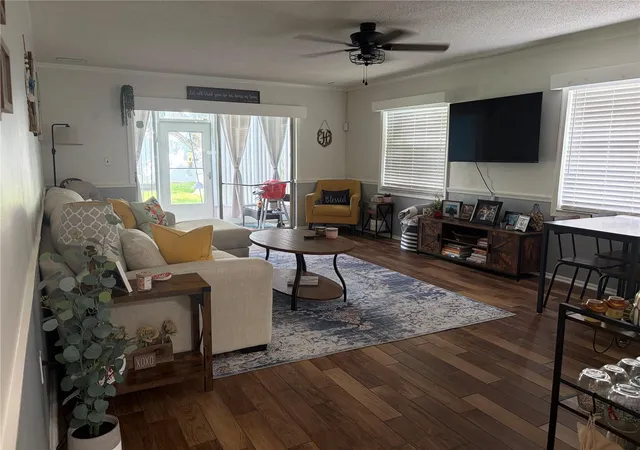 4th image of 6002 Amberly Ave, ORLANDO, FL 32822