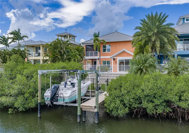 4th image of 6411 Grenada Island Ave, Apollo Beach, FL 33572 | MLS# TB8540751