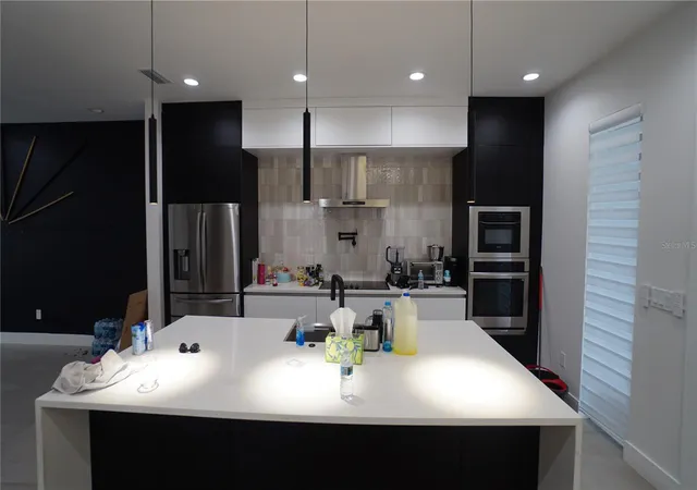 Photo 4 of Single family home for sale at 3213 W Abdella St, Tampa, FL 33607 | MLS# TB8540752 | Listing updated on 2026-09-17