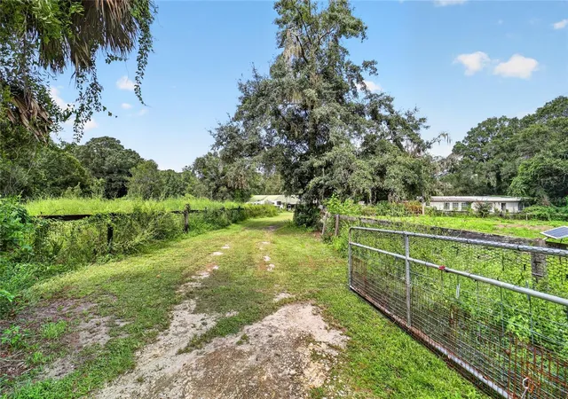 1st image of 10195 Nw 160th St, Reddick, FL 32686 | MLS# OM730758