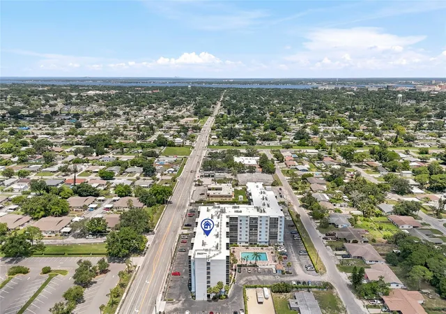 30th image of 2901 26th St W #818, Bradenton, FL 34205 | MLS# TB8540770
