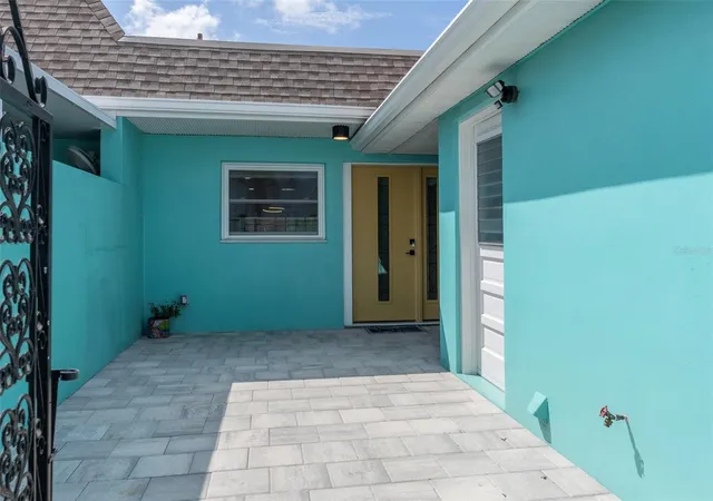 Photo 65 of Single family home for sale at 382 Boca Ciega Point Blvd S, St Petersburg, FL 33708 | MLS# TB8540771 | Listing updated on 2026-08-28