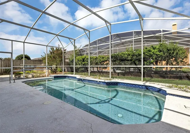 Photo 2 of Single family home for sale at 1630 Morgans Mill Cir, Orlando, FL 32825 | MLS# O6435209 | Listing updated on 2026-10-03