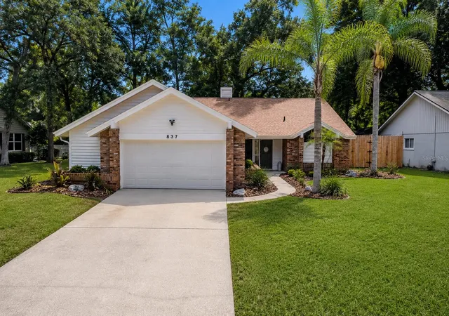 1st image of 837 Towering Oak Wy, Apopka, FL 32712 | MLS# O6435216