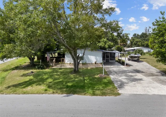2nd image of 5872 Red Fox Dr, Winter Haven, FL 33884 | MLS# P4939645