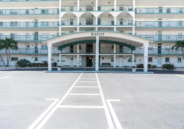 4th image of 6020 Shore Blvd S #412, Gulfport, FL 33707 | MLS# TB8540791