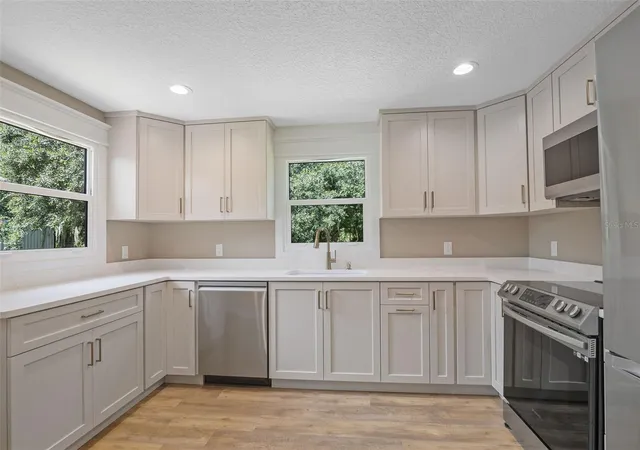 4th image of 2463 Pioneer Trl, New Smyrna Beach, FL 32168 | MLS# NS1089048
