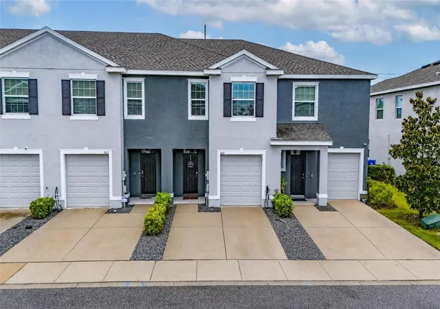 Photo 2 of Townhouse for sale at 8669 Falling Blue Pl, RIVERVIEW, FL 33578 | MLS# TB8540797 | Listing updated on 2026-10-07
