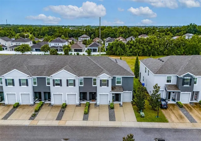 Photo 3 of Townhouse for sale at 8669 Falling Blue Pl, Riverview, FL 33578 | MLS# TB8540797 | Listing updated on 2026-10-07