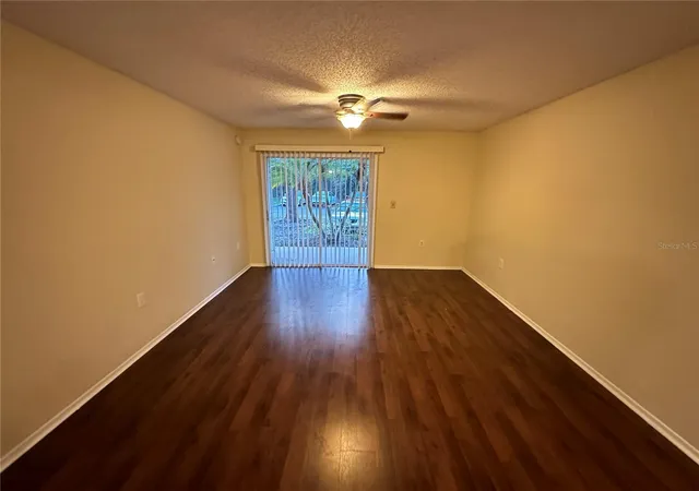 Listing Photo 4 - Condo for sale in building located at 1940 Lake Atriums Cir, ORLANDO, FL 32839 - Unit #89