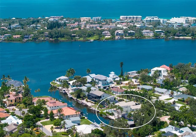 4th image of 1662 Anchorage St, Sarasota, FL 34231 | MLS# A4703560
