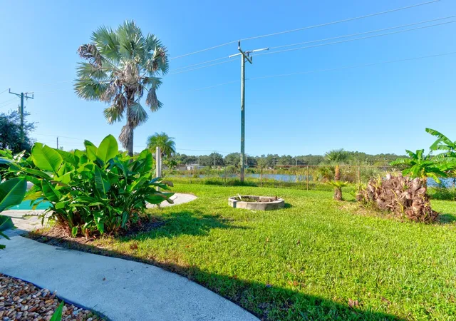 Photo 3 of Single family home for sale at 1026 Lake Ave, Edgewater, FL 32132 | MLS# NS1089050 | Listing updated on 2026-10-20