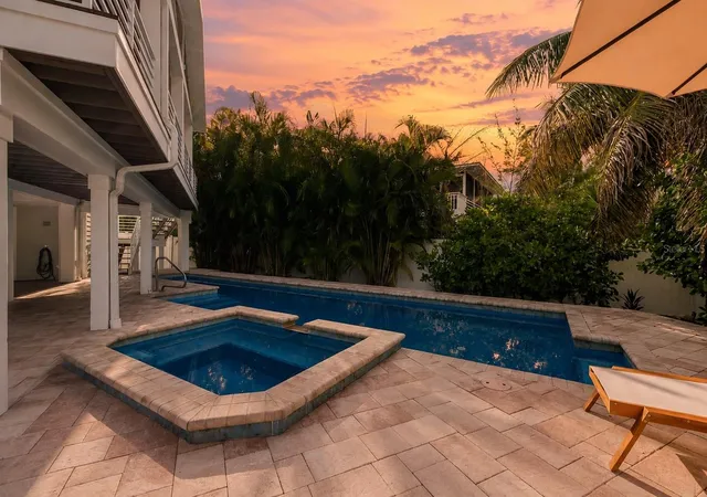 Photo 2 of Single family home for sale at 315 Hammock Cir, Anna Maria, FL 34216 | MLS# A4703564 | Listing updated on 2026-09-27