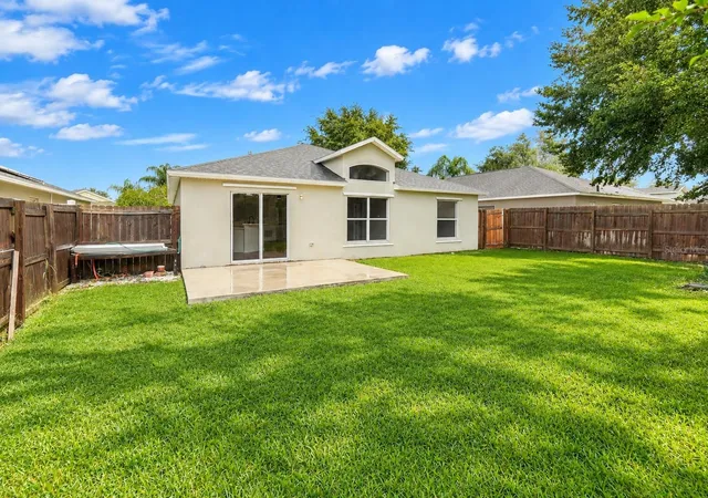Photo 2 of Single family home for sale at 213 Verbena St, Davenport, FL 33837 | MLS# G5116707 | Listing updated on 2026-10-09