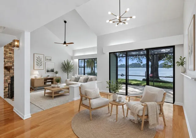 4th image of 4572 N Lake Orlando Pkwy, ORLANDO, FL 32808