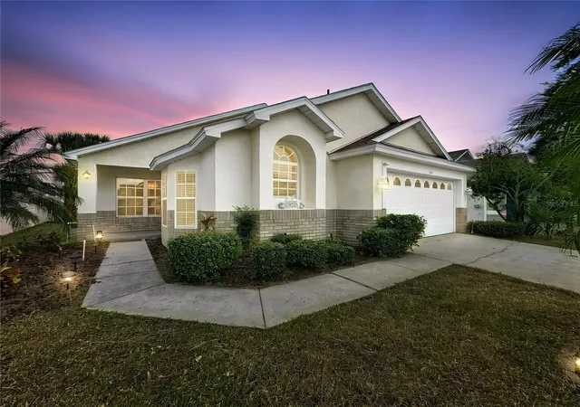 Photo 1 of Single family home for sale at 2615 Summer Crk Dr, Kissimmee, FL 34747 | MLS# O6435252 | Listing updated on 2026-09-01