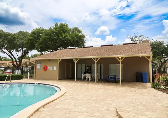28th image of 7107 Hernando Ct, Tampa, FL 33615 | MLS# TB8540827